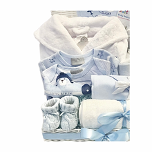 Load image into Gallery viewer, Leo Boys Deluxe Baby Hamper
